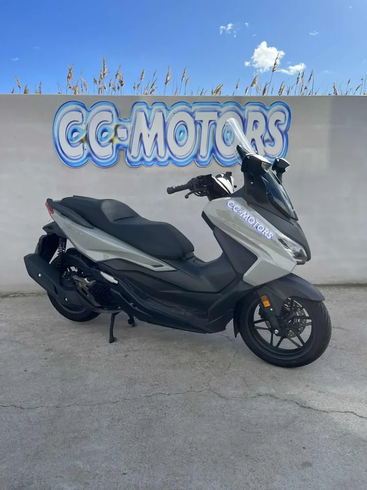 HONDA FORZA 350