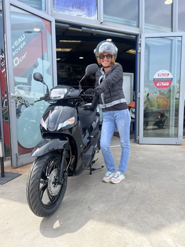 Scooter moto occasion à Sète